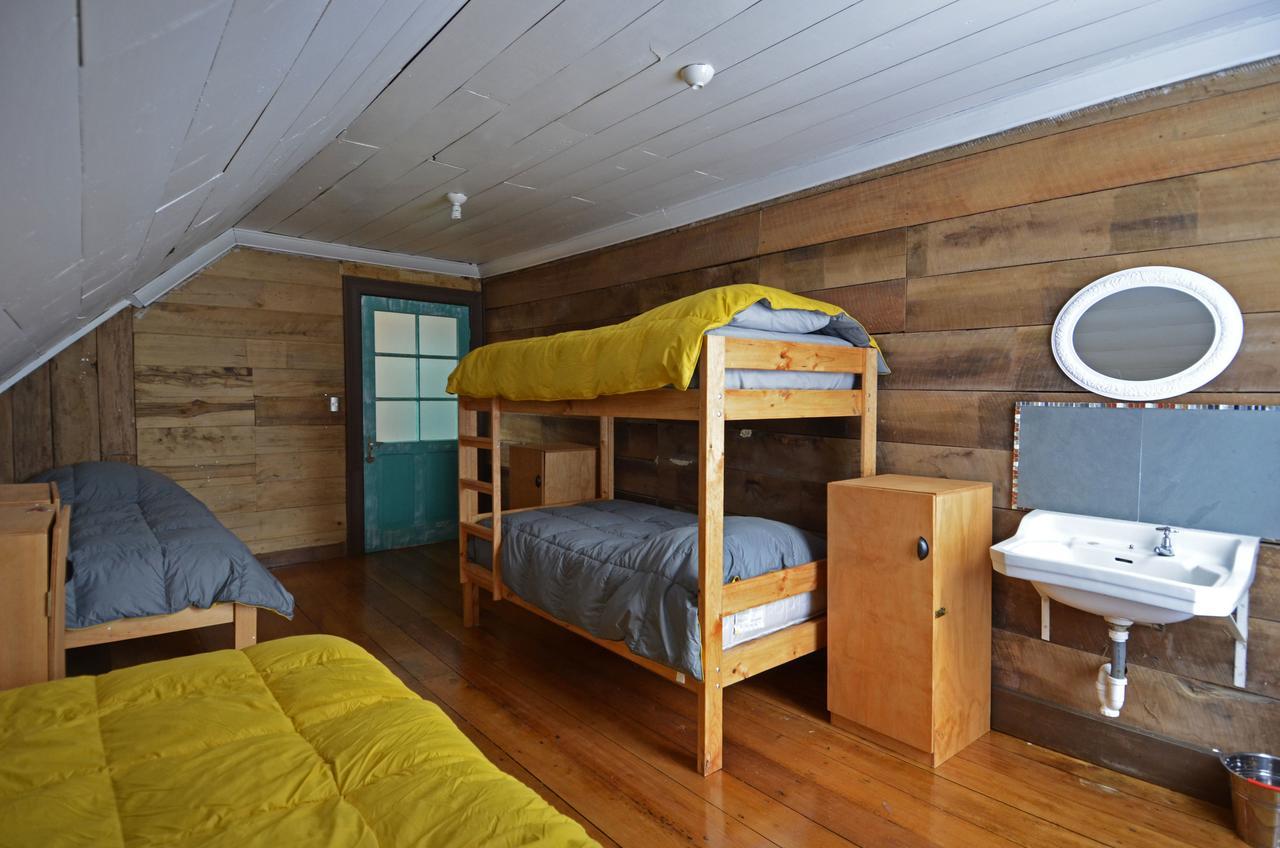 Casa Apel Hostel Пуэрто-Варас Экстерьер фото